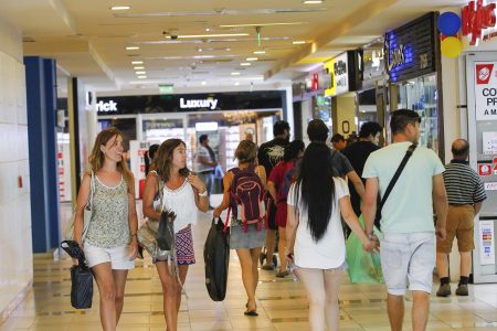 Mall Zofri abierto todo el 2024 hasta las 20 horas